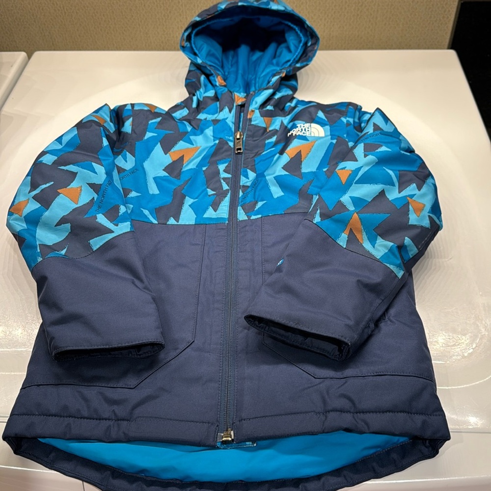 Boys Northface Winter Jacket - size 6